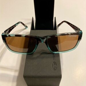 Tifosi Hagen Sunglasses - Polarized Blue Tortoise